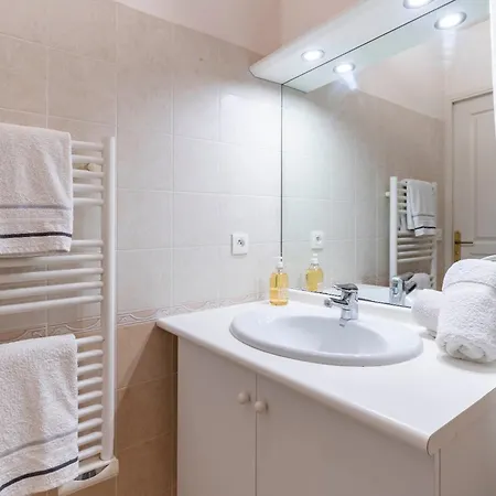 アパート Modern One Bedroom With Terrace And Parking Included *